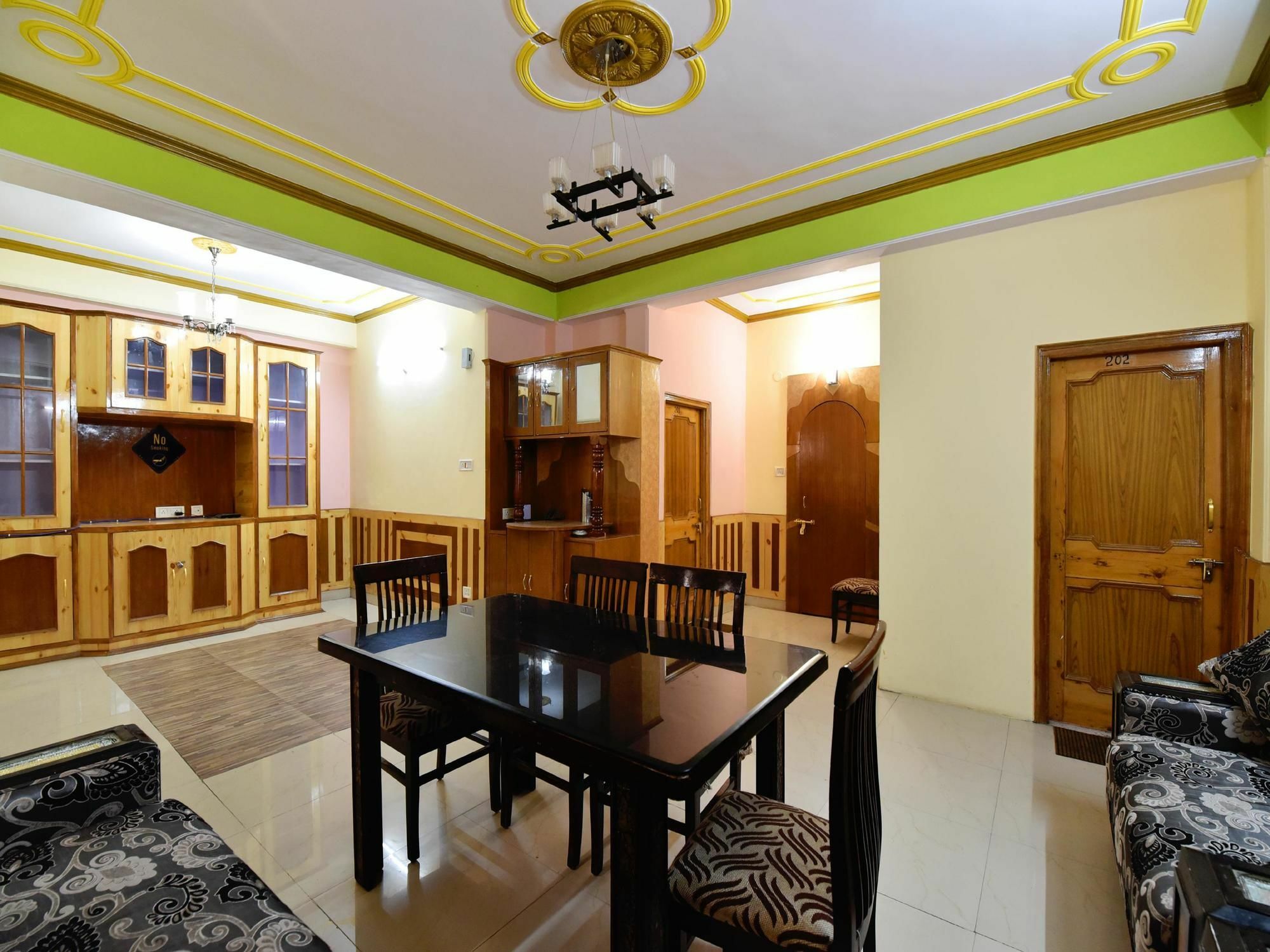 Oyo 4681 Snow Flake Cottage Shimla Bagian luar foto